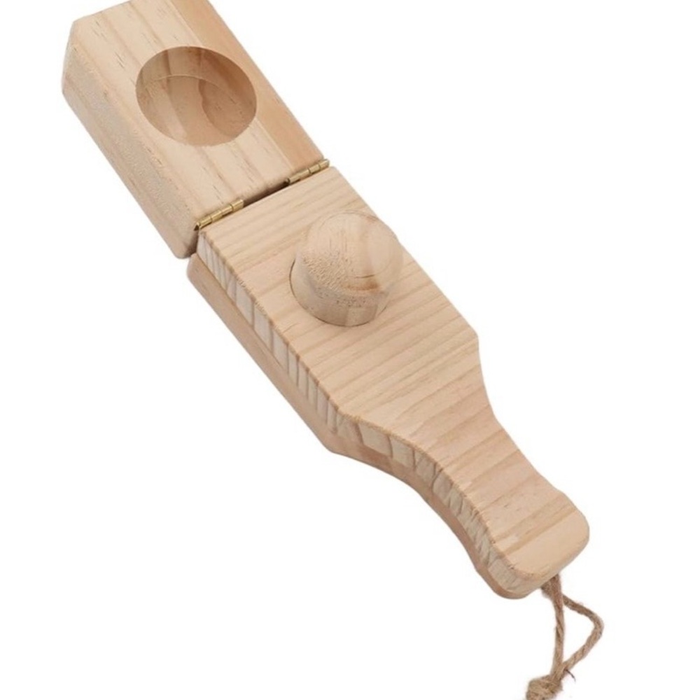 Tostonera Plantain Press for Fried Plantains Chips